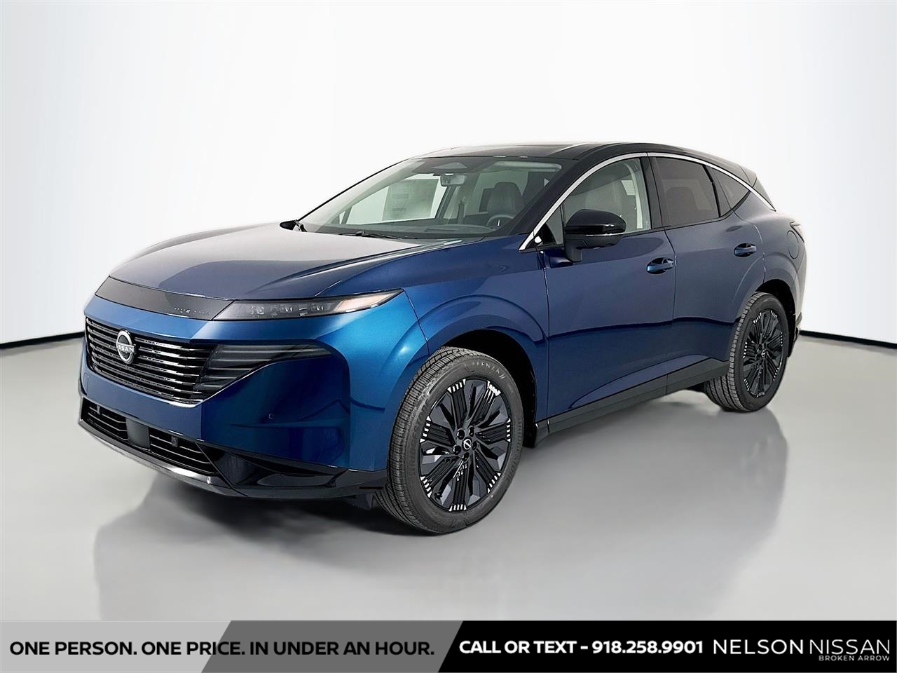 New Aurora Blue Pearl Metallic/Super Black 2026 Nissan Murano