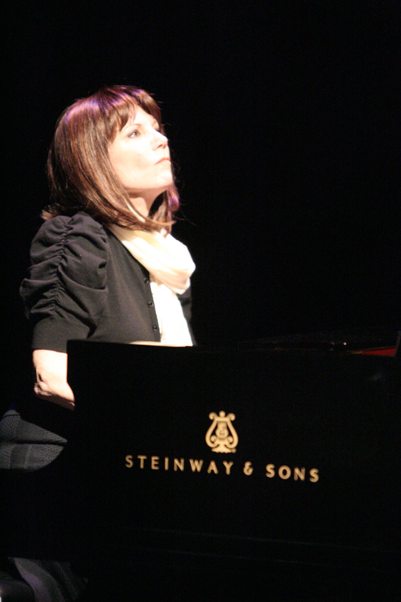 Four Questions with Mona Golabek, Star of "The Pianist of Willesden Lane"