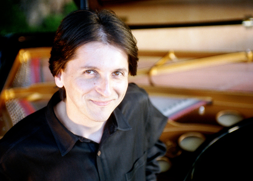 Israeli Pianist Tamir Hendelman Makes Cambridge his Next Destination