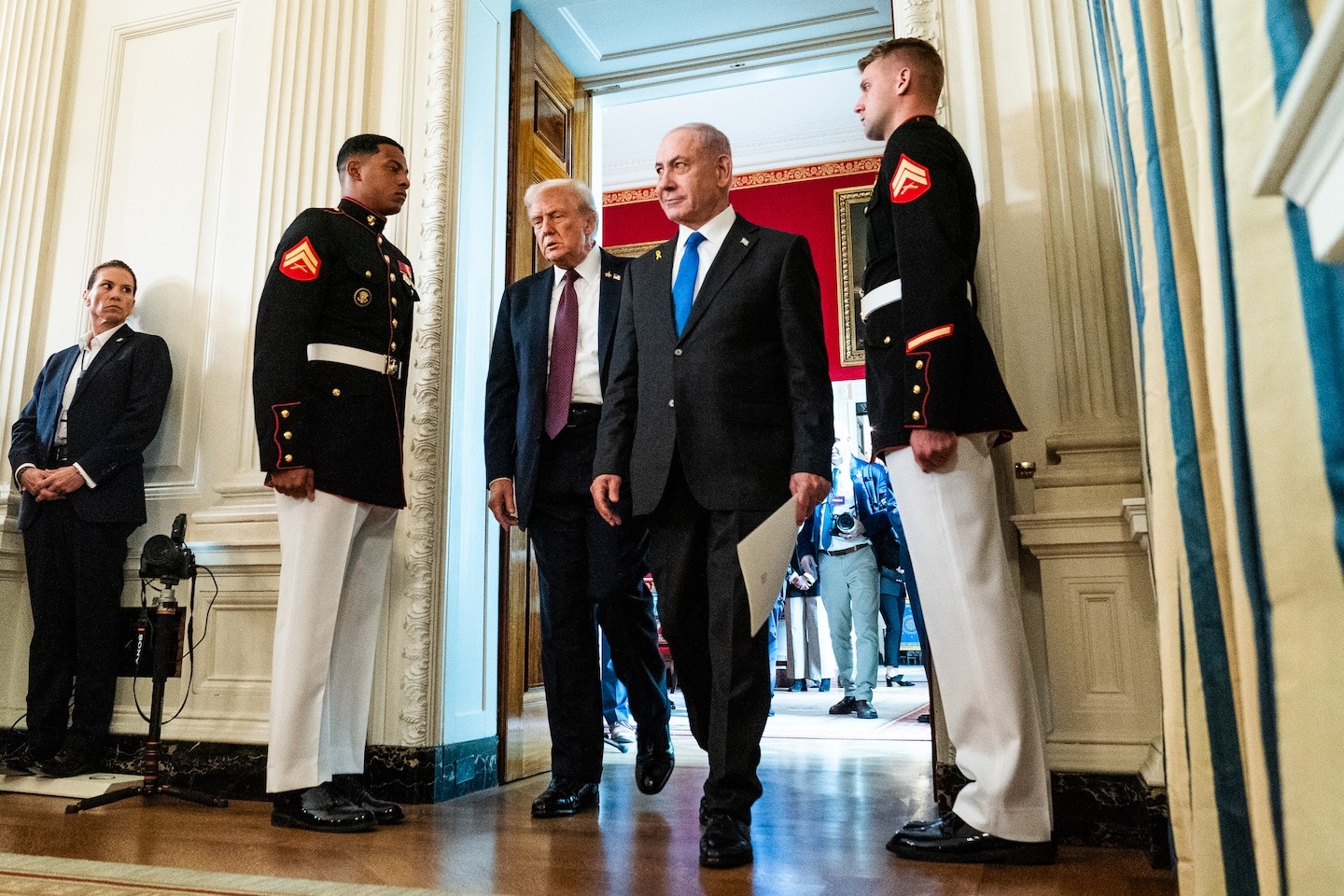 Trump setzt Hamas eine Frist bis Sonntag, um einem Friedensabkommen mit ...