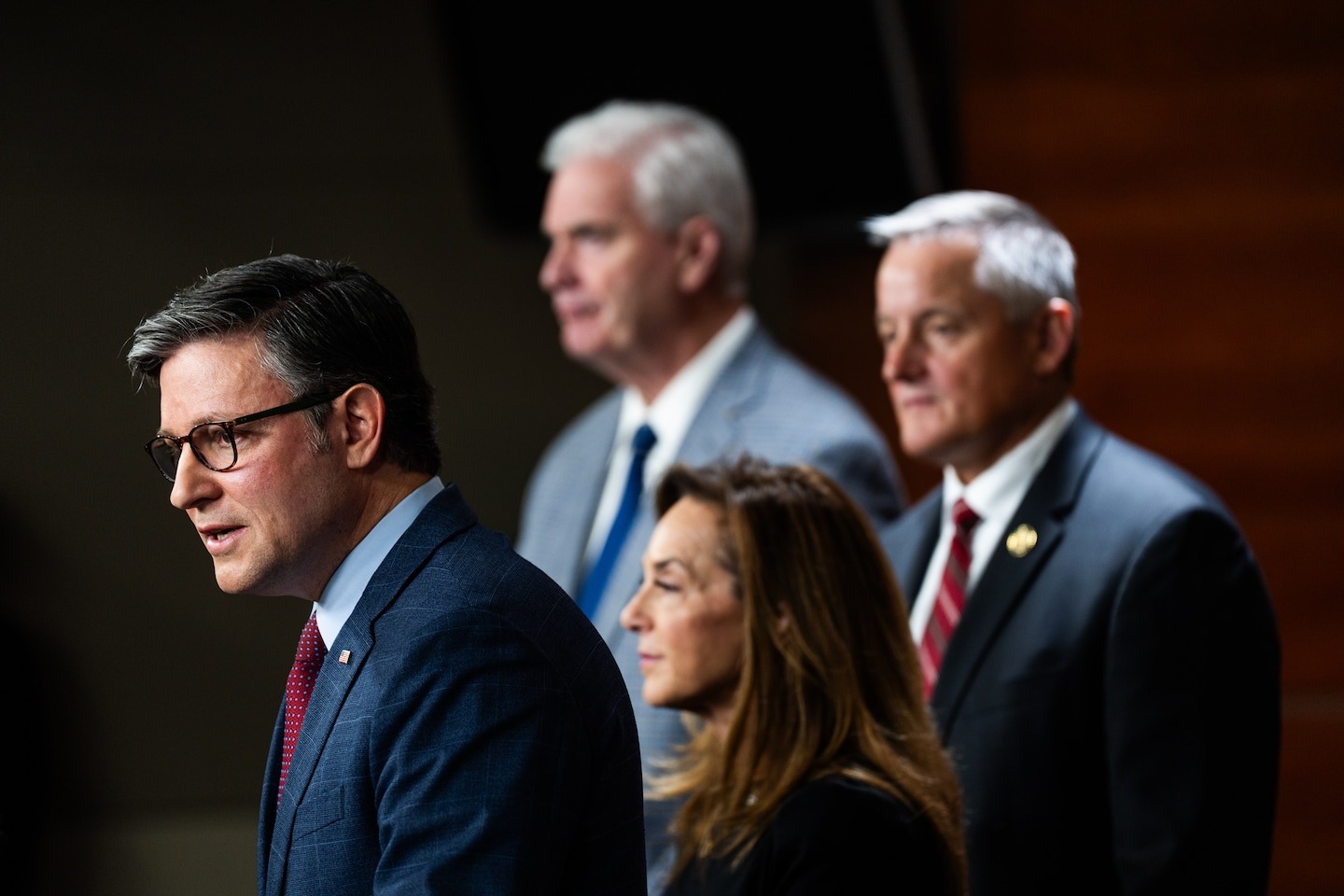 Column | Republicans struggle to explain shutdown of the House