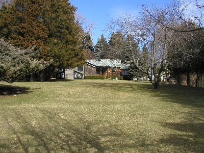 41 N Menantic Road, Shelter Island