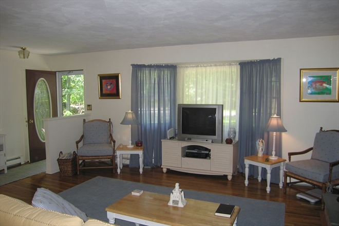 13 Petticoat Ln, Shelter Island