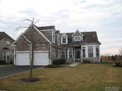 31 Foxglove, Aquebogue