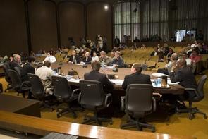 councilchamber medium Low Taxes = Low Prosperity (Phxated.com)