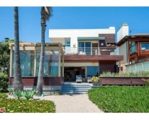 Malibu Beach House Sells on Broad Beach Road