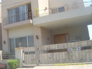 10 marla house for sale divine gardens lahore cantt