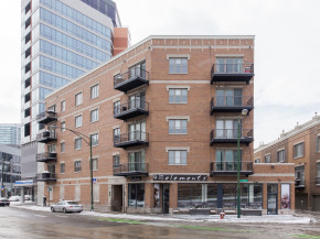 Just Sold: 544 N Milwaukee Ave #203, Chicago, IL 60642