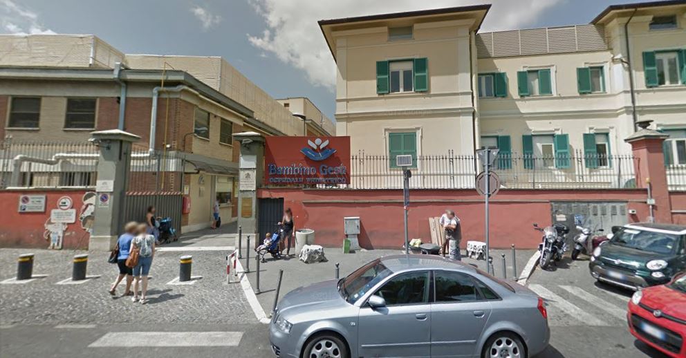 Hospital infantil do Vaticano é acusado de cometer irregularidades