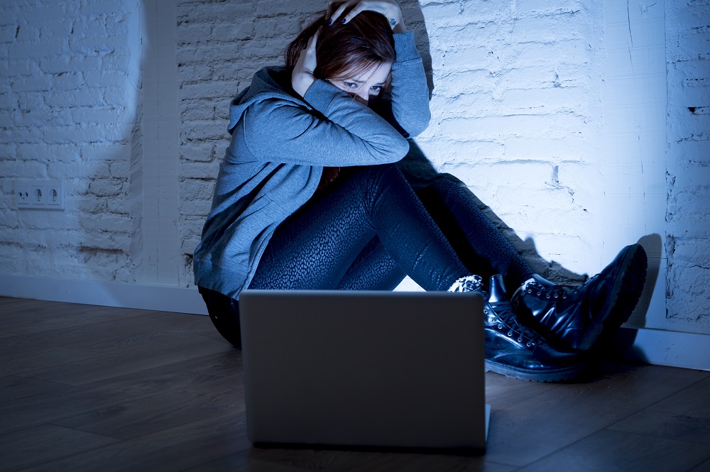 Você tem noção  do que replica na internet?