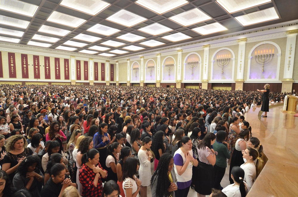 Imagem de capa - Godllywood celebra mais de 8 mil novas integrantes no Brasil