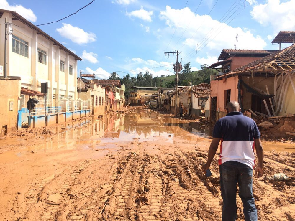 Grupo leva auxílio às vítimas de enchentes na Zona da Mata Mineira