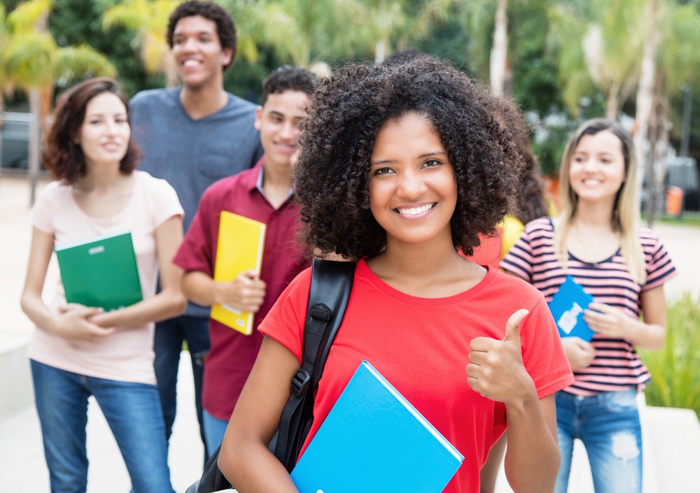 Jovens alicerçados em Deus