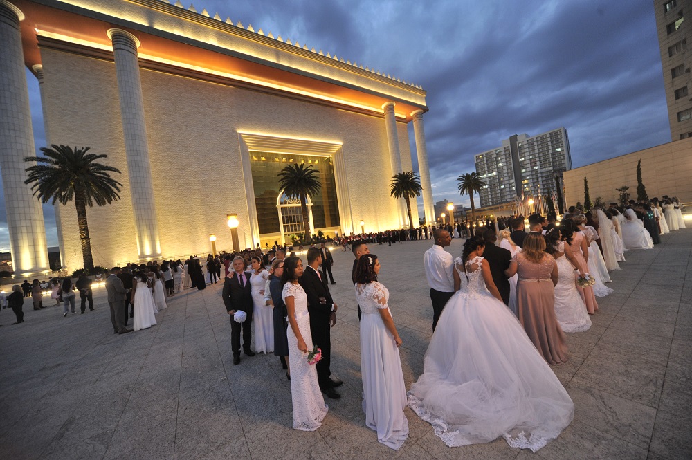 Imagem de capa - Celebração dos Casamentos reúne 170 casais no Templo de Salomão
