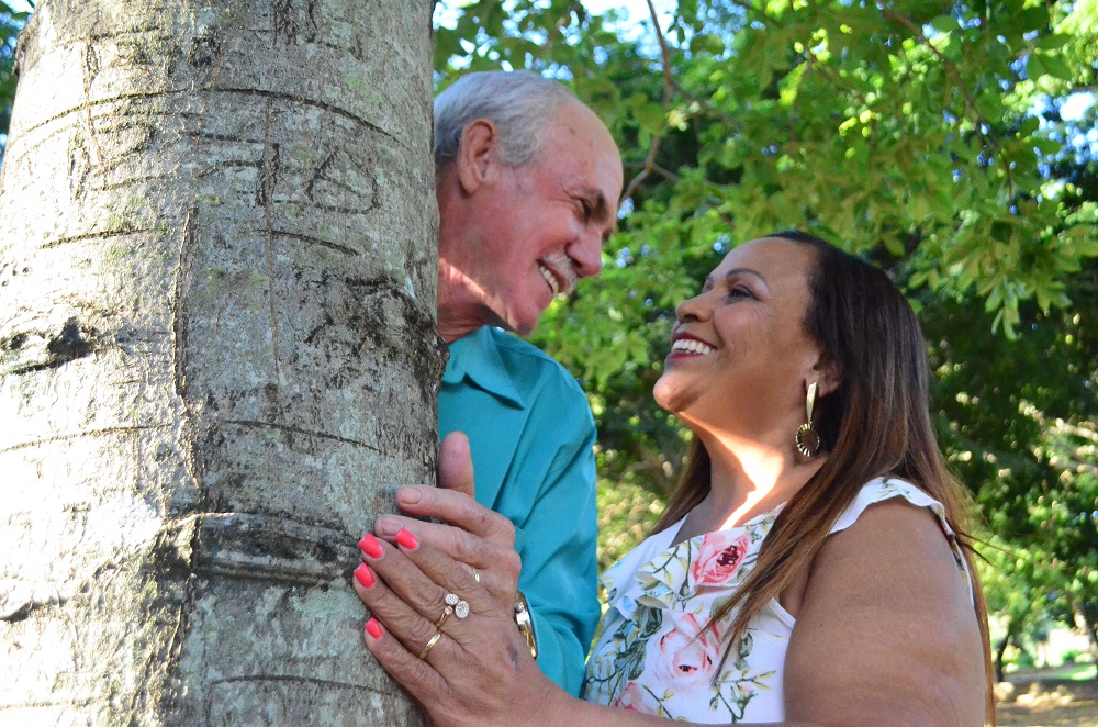 Imagem de capa - É possível ser feliz no amor depois dos 50?