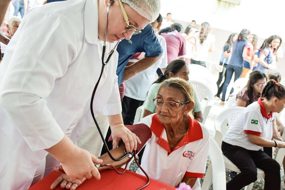 Imagem de capa - Alfabetização e cuidados para os idosos do Ceará