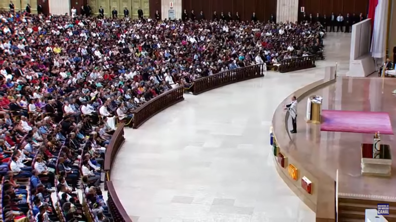 Como pode um filho de um Deus tão grande ter uma vida pequena?