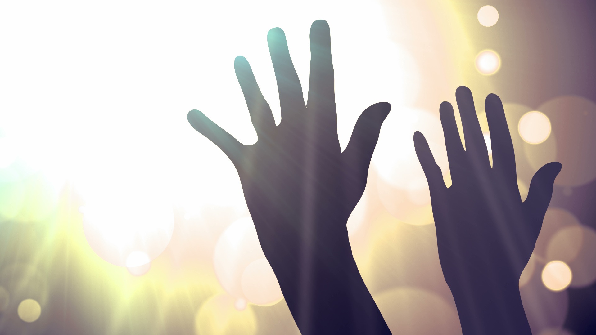 Agosto, o mês da bênção: receba a imposição de mãos