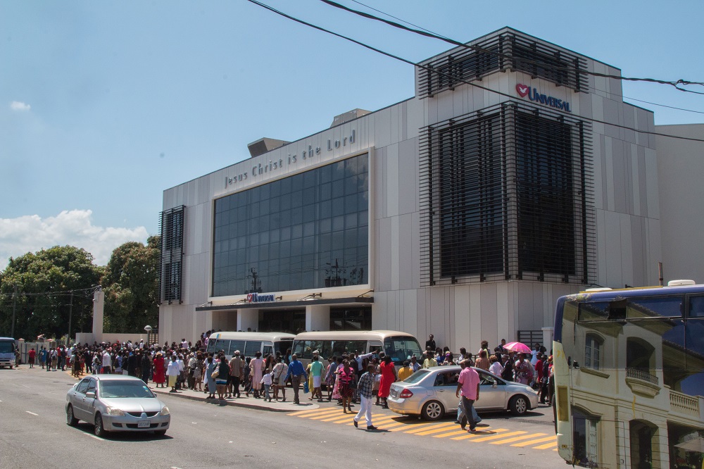 Seis mil pessoas vão à inauguração do novo Templo na Jamaica