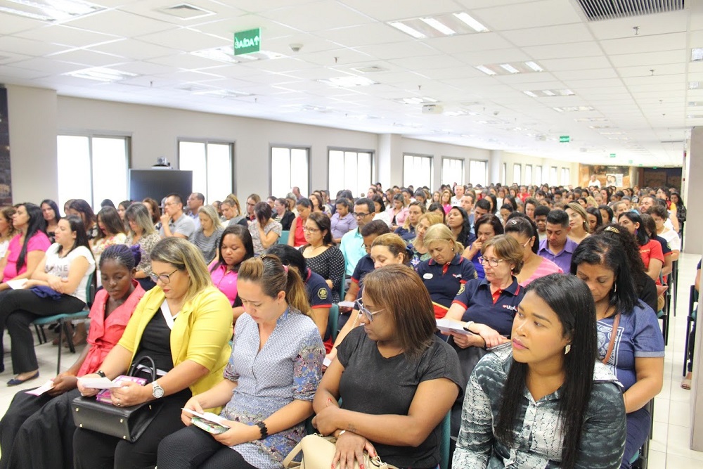 Escola de Mães: valorizando a família