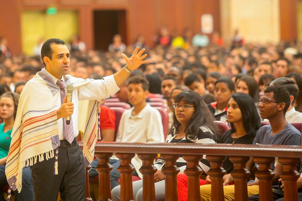 SOS Jovem Dose Máxima, no Templo de Salomão