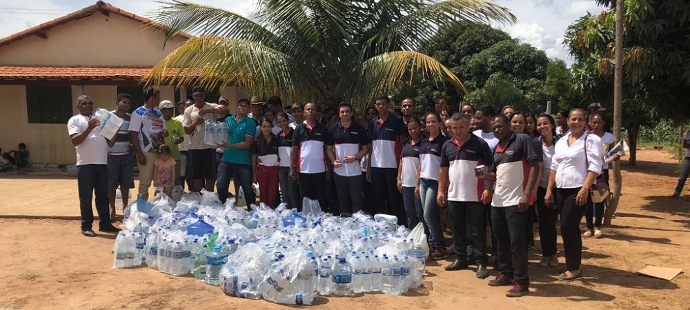 Grupo ajuda vítimas da seca em Minas Gerais