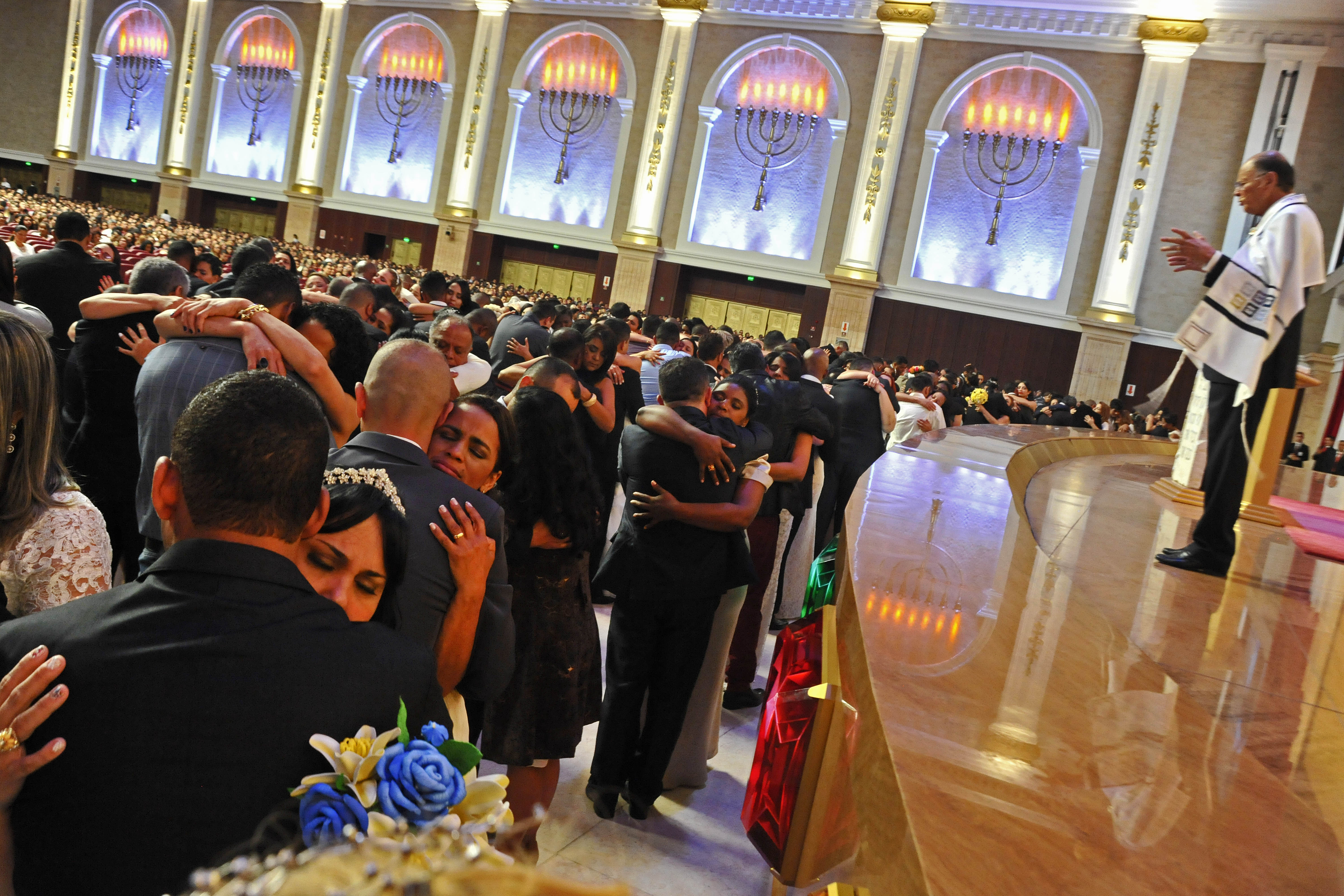 Universal realizará a II Celebração dos Casamentos de 2017