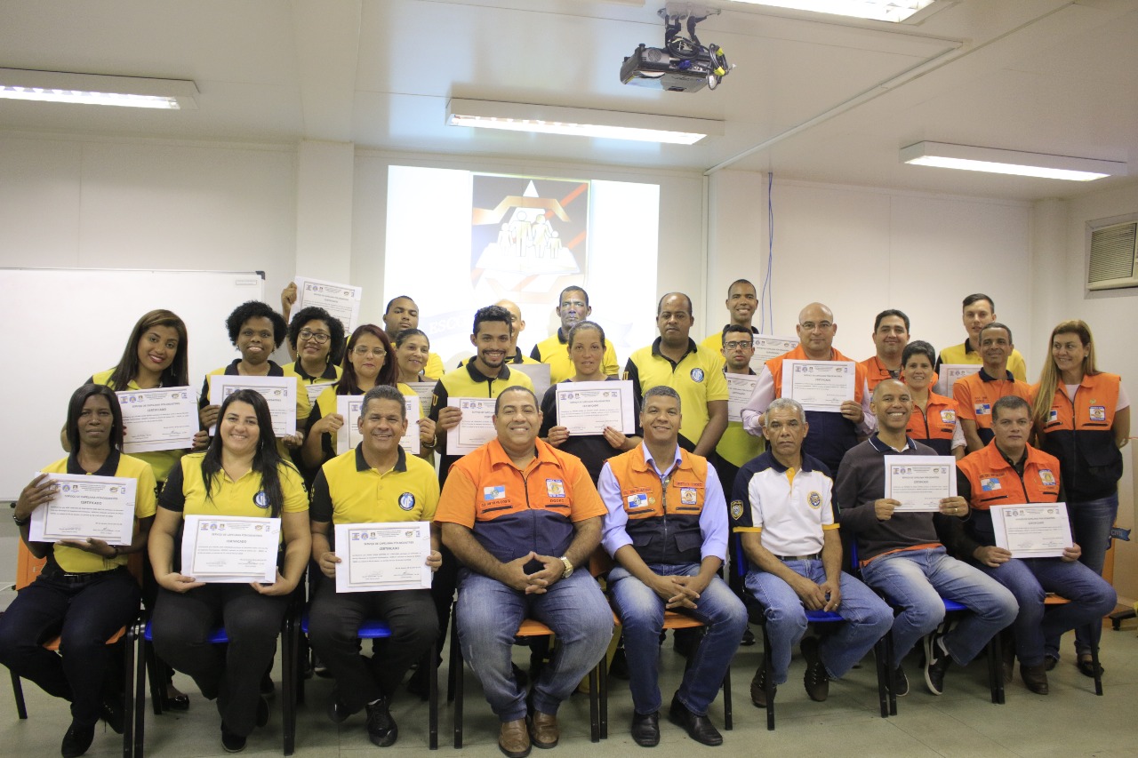 Jovens do Rio de Janeiro se formam em Capelães Pós-Desastres