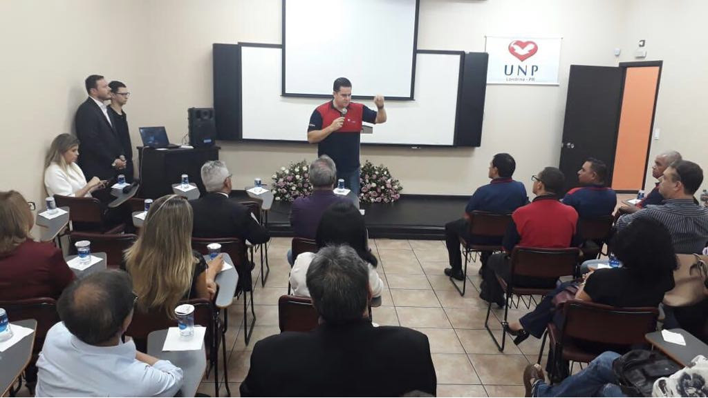 Imagem de capa - UNP realiza encontro com autoridades em Londrina, no Paraná