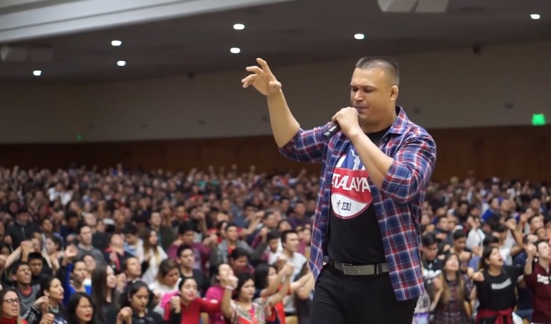 FJU Argentina: Vigília reúne cerca de 3 mil jovens