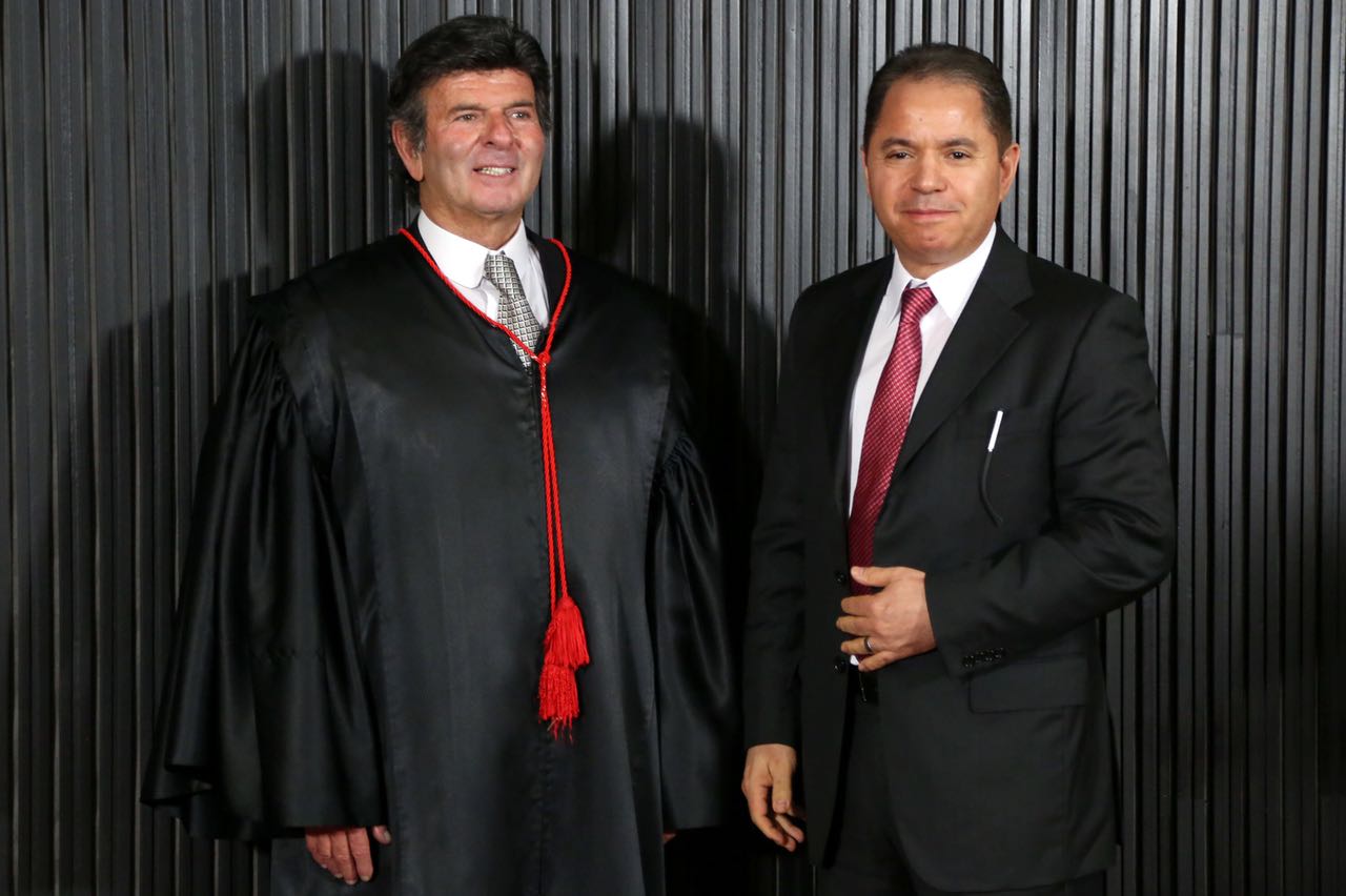 Posse de novo presidente do TSE é prestigiada pela Igreja Universal