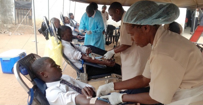 postUniversal em Moçambique promove campanhas de doação de sanguena categoriaAção Social