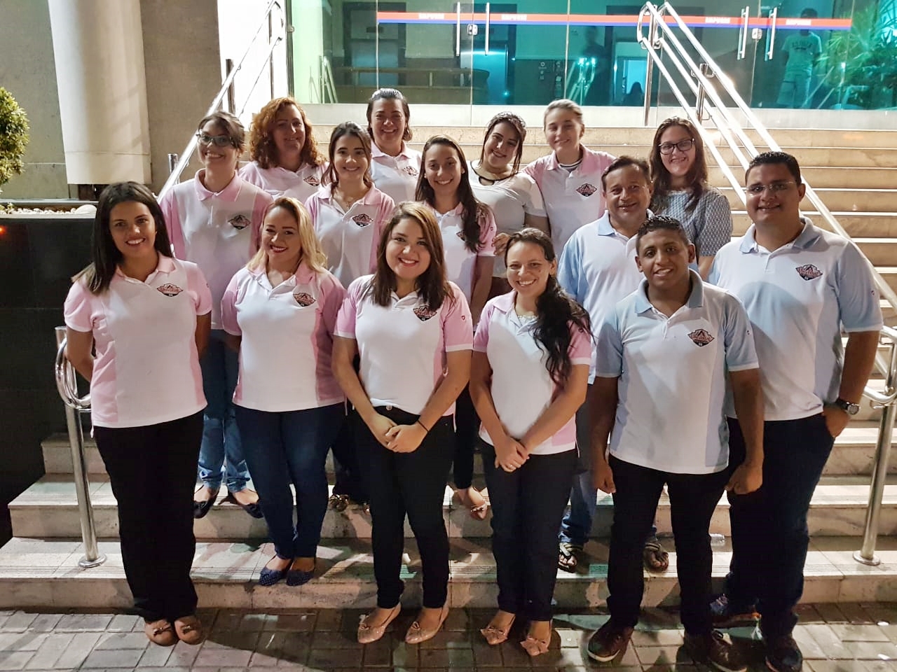 Pessoas em situações de rua são beneficiadas com “A Noite do Agasalho”