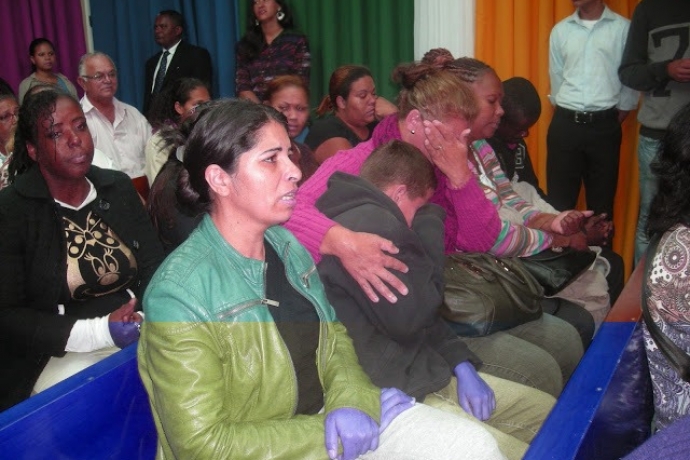 Voluntários da Universal promovem almoço para famílias de internos da Fundação Casa