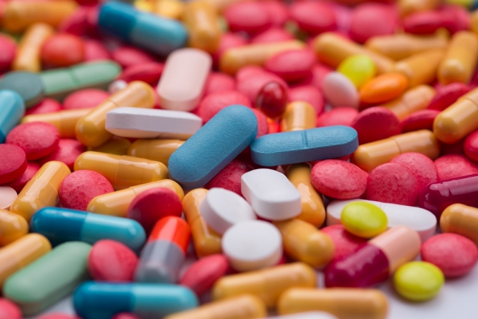 Anvisa suspende mais de 124 lotes de medicamentos