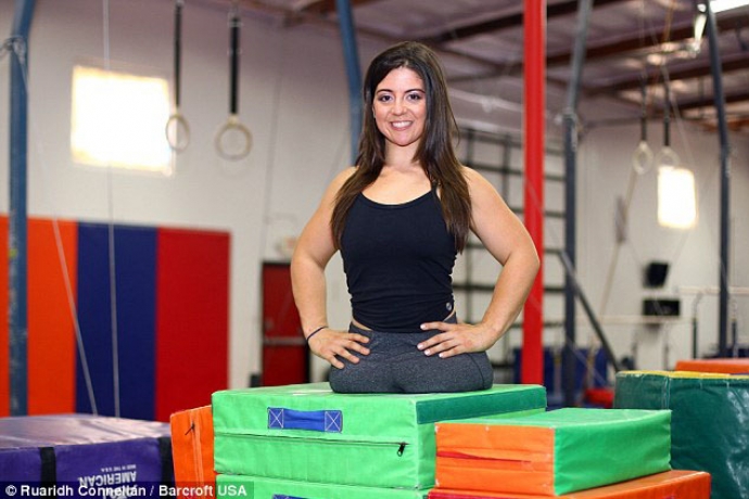 Imagem de capa - Ginasta sem pernas encontra na deficiência o incentivo para ser campeã