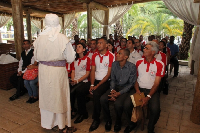 Soldados do Resgate visitam o Jardim Bíblico
