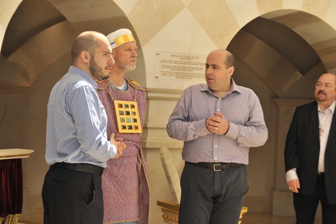 Frequentadores da Universal na Europa visitam a Terra Santa