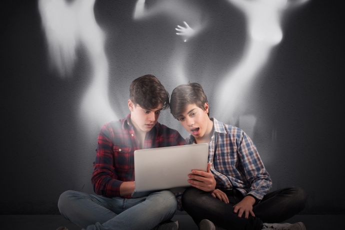 Imagem de capa - Os estragos da pornografia