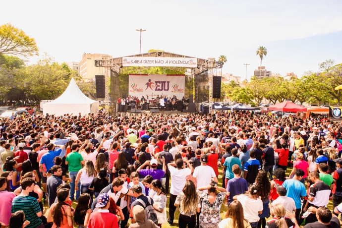 Imagem de capa - "Saiba Dizer Não à Violência" reúne 20 mil pessoas em Porto Alegre