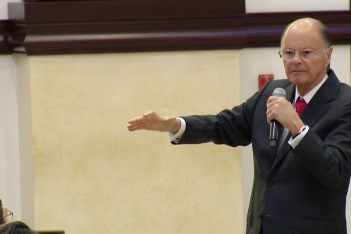 A revolta sem emoção