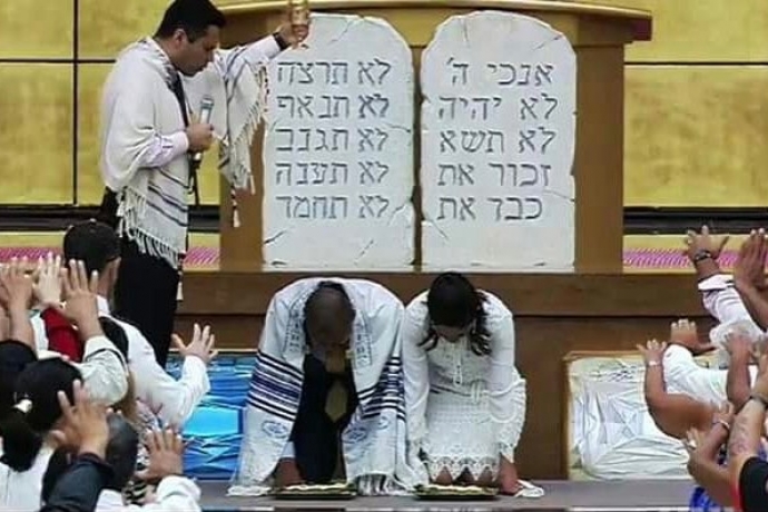 Universal consagra novos bispos