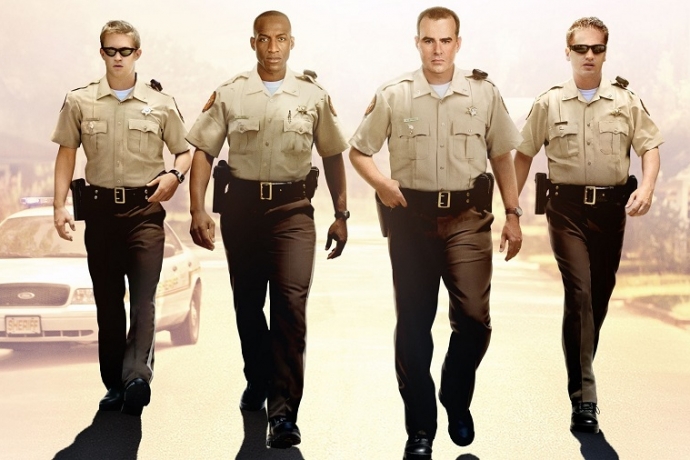 Quatro policiais colocam as suas vidas nas mãos de Deus