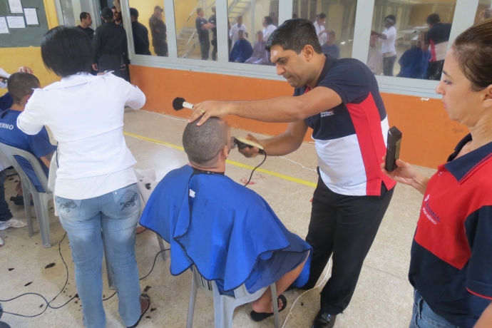 Universal realiza ações sociais nos presídios do Espírito Santo