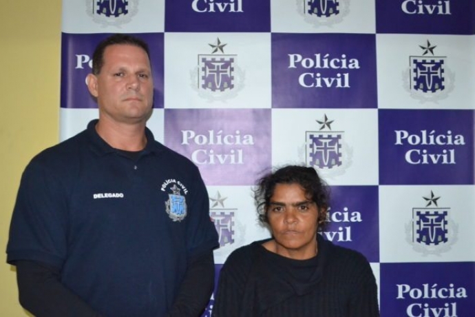 Mulher é presa por torturar a própria neta