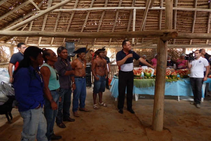 Voluntários da Universal realizam ação social em comunidade indígena no Espírito Santo