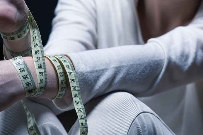 Perigo silencioso: conheça a história de quem lutou contra a anorexia e a bulimia