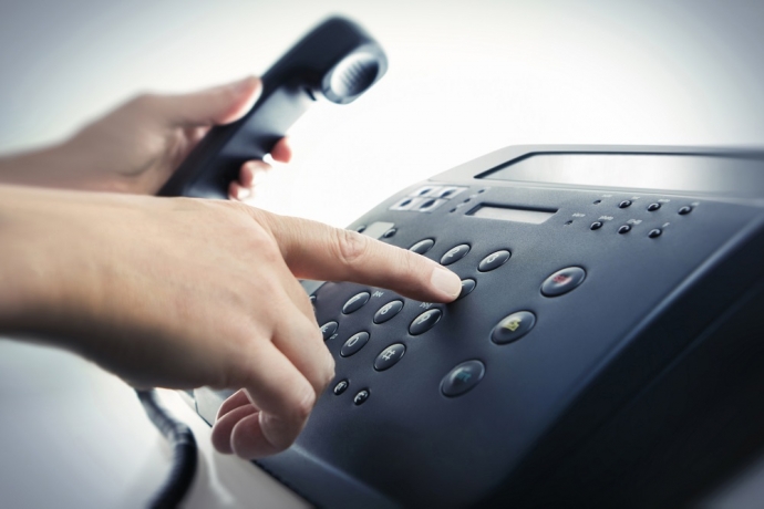 Vítima de trote entrega  R$ 10 mil a estelionatários