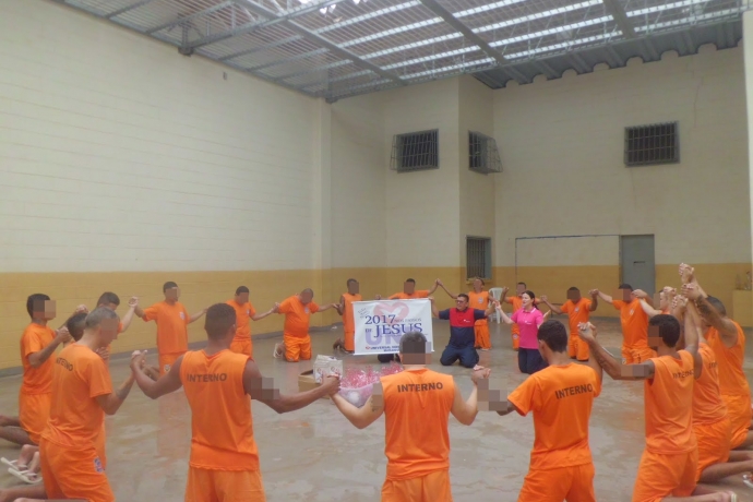 Imagem de capa - UNP entrega kits, livros e promove palestra no Maranhão