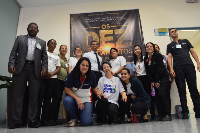 Mais de 20 mil pessoas em reunião especial com o bispo Macedo em Goiás